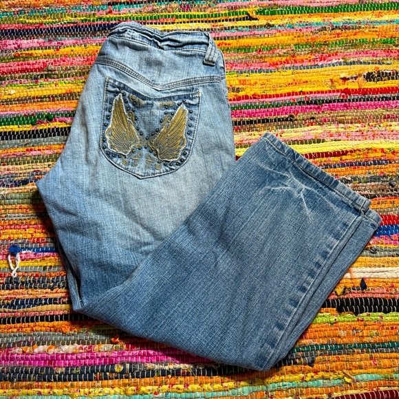 vintage y2k l.e.i. light wash angel wing embroidered denim capris size 31 - Picture 1 of 7